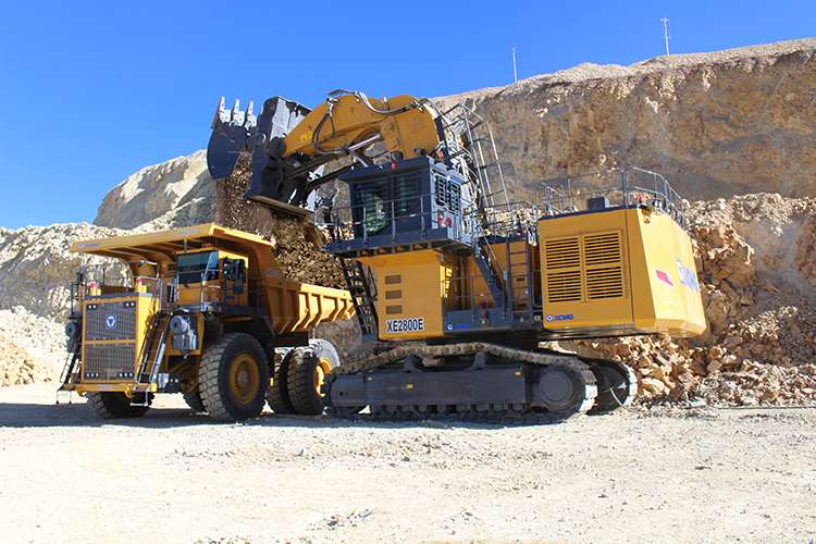 XCMG High Capacity Mining Dump Truck 400ton XDE400 Electric Driver Dump Truck For Sale